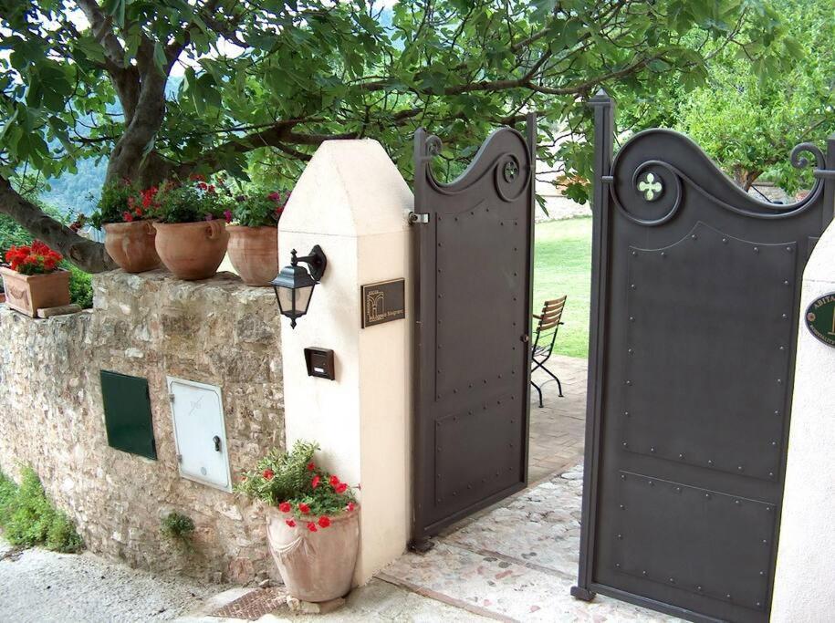 All Stone Horse Stable Converted To Elegant Apartment - Baltimora Spoleto Exterior foto